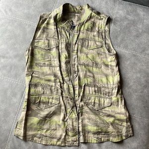 Buckle Army Vest